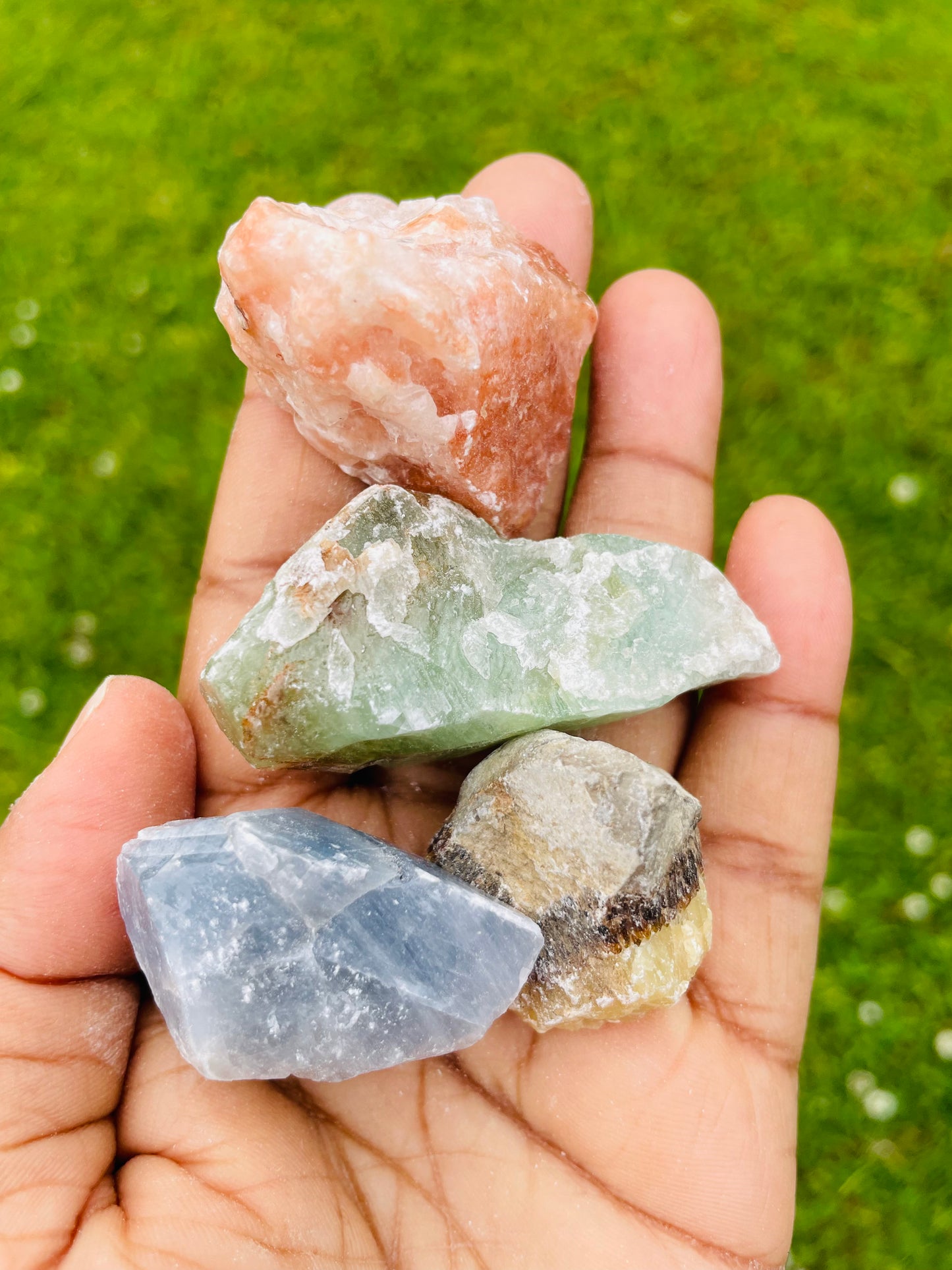 ASSORTED CRYSTALS #3 ( Jar included )