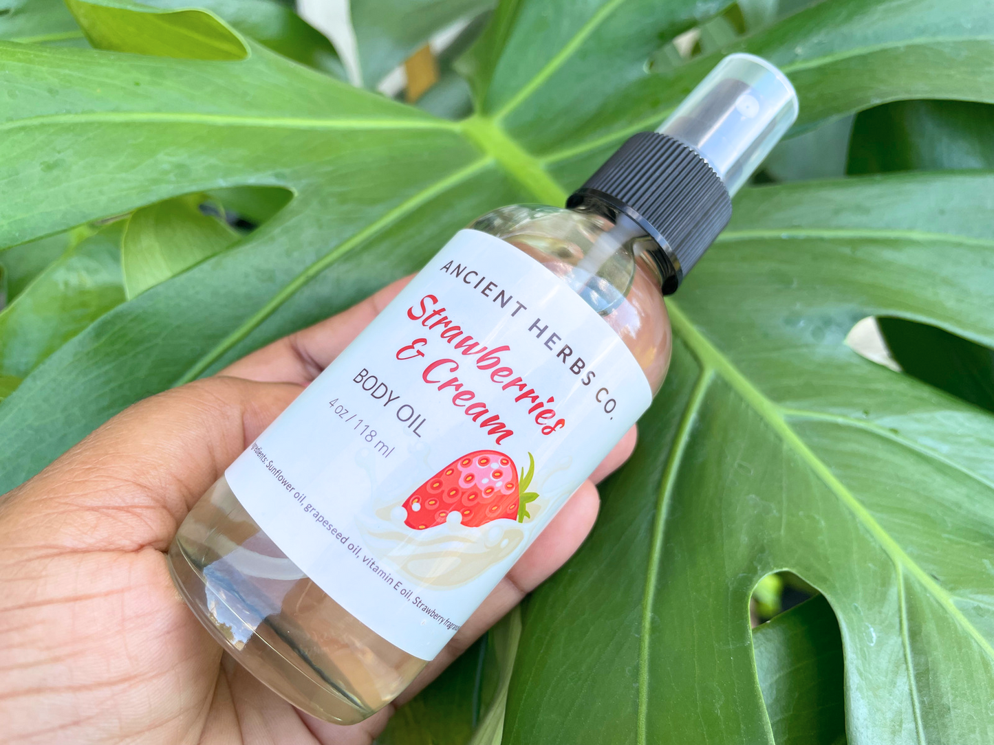 Strawberries & Cream Hydrating Body Oil