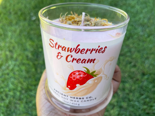 strawberries & cream soy wax candle